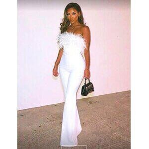 💋STUNNING💋Strapless Feather Trim Jumpsuit in White
